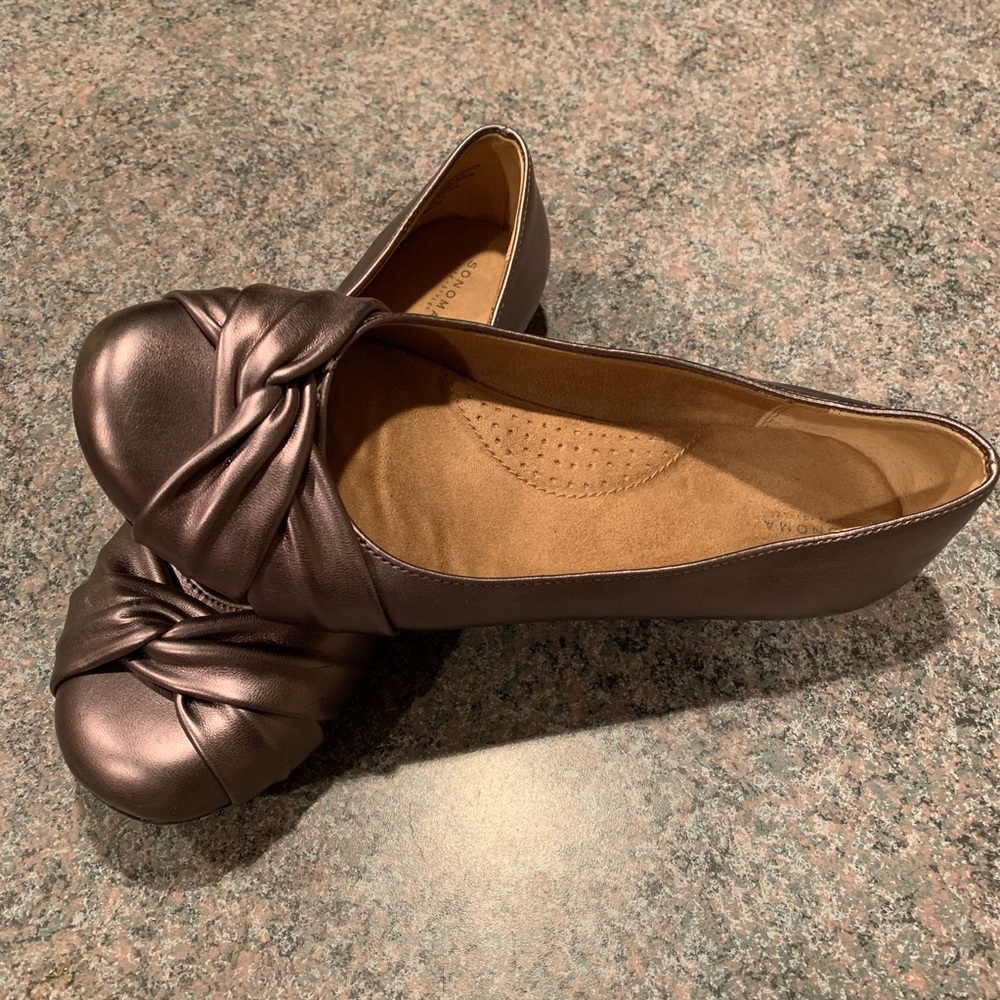 Rose Gold Flats
